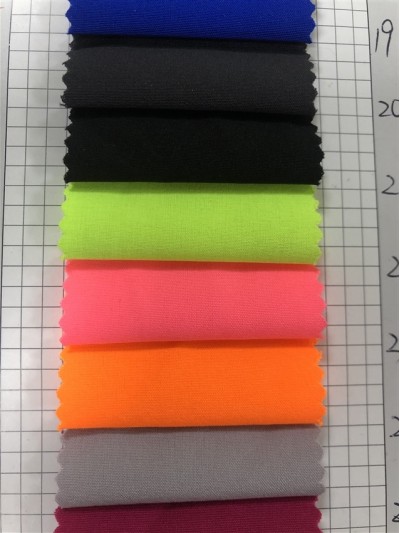 GZ-LY LY19775# 精品四面彈 成份：95%T 5%SP 規格：150CM 克重：130G 側面照